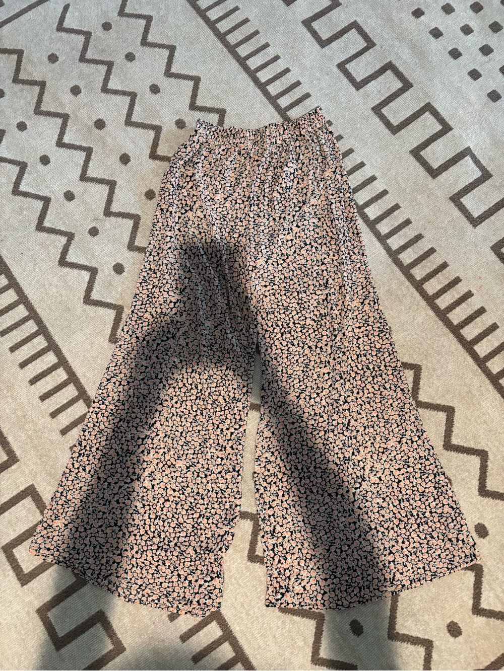 La Hearts Floral Wide-Leg Pants